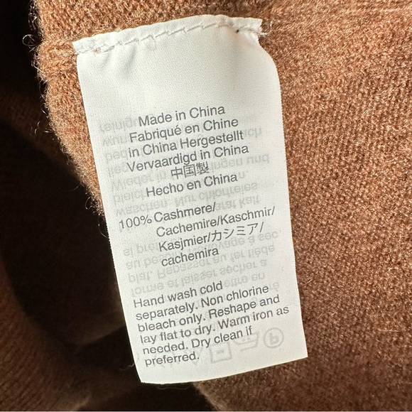 J.CREW Everyday 100% Cashmere V-neck Sweater - Picture 6 of 9